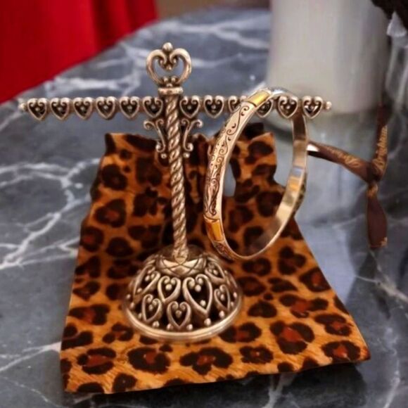 Brighton Jewelry - BRIGHTON  Bundle Bangle and Bracelet/Earrings  Holder